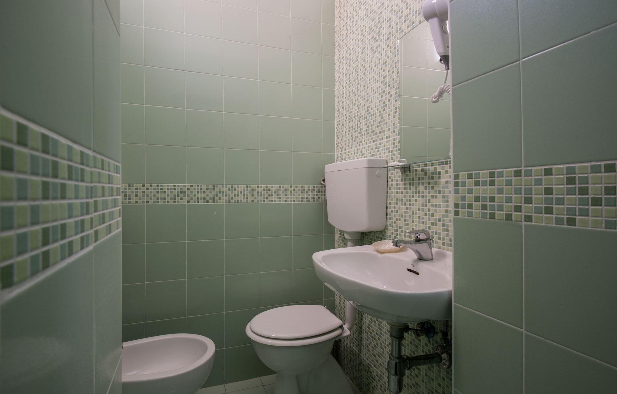Hotel Scarlet Римини Экстерьер фото