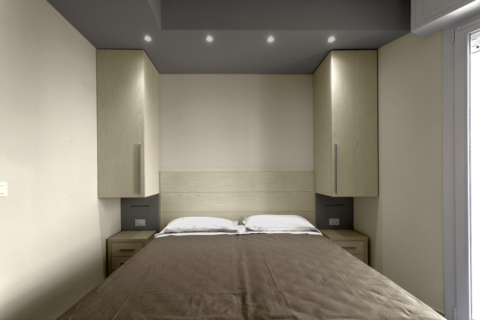 Hotel Scarlet Римини Экстерьер фото