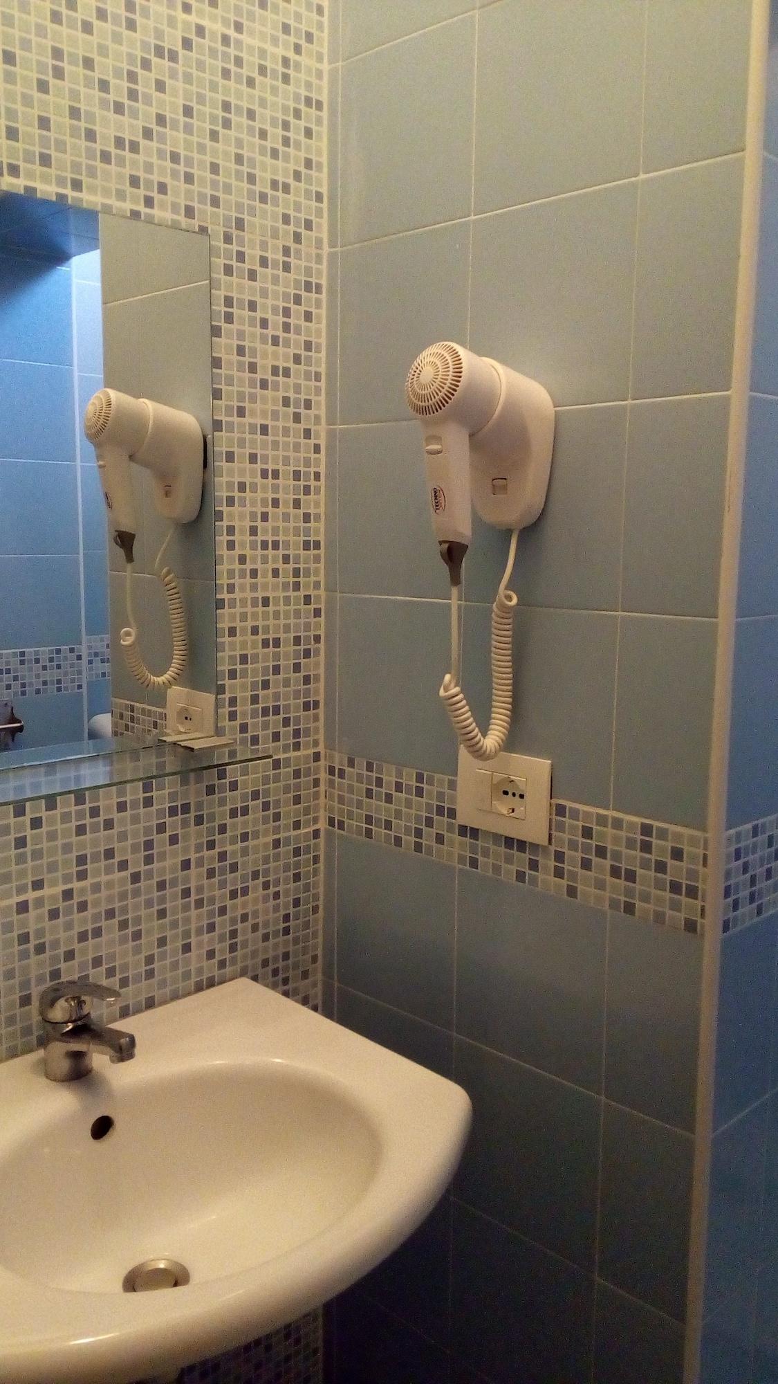 Hotel Scarlet Римини Экстерьер фото